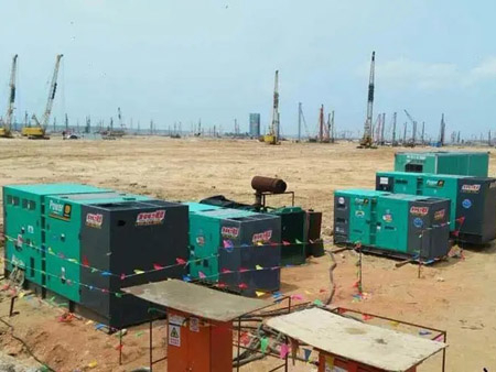 海珠柴油发电机组干式空气滤清器的维护成本高吗？